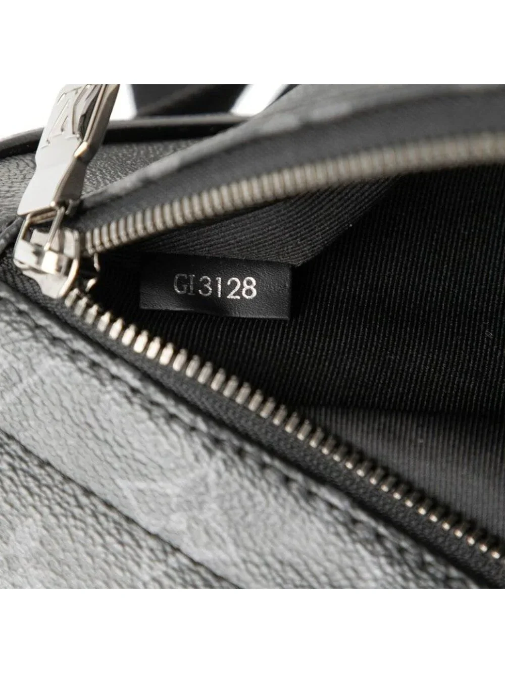 Louis Vuitton Monogram Eclipse District MM NM Crossbody Shoulder Bag Black